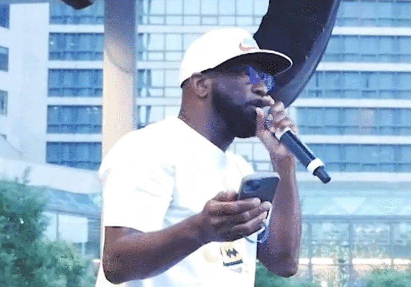 Rickey Smiley, Phone